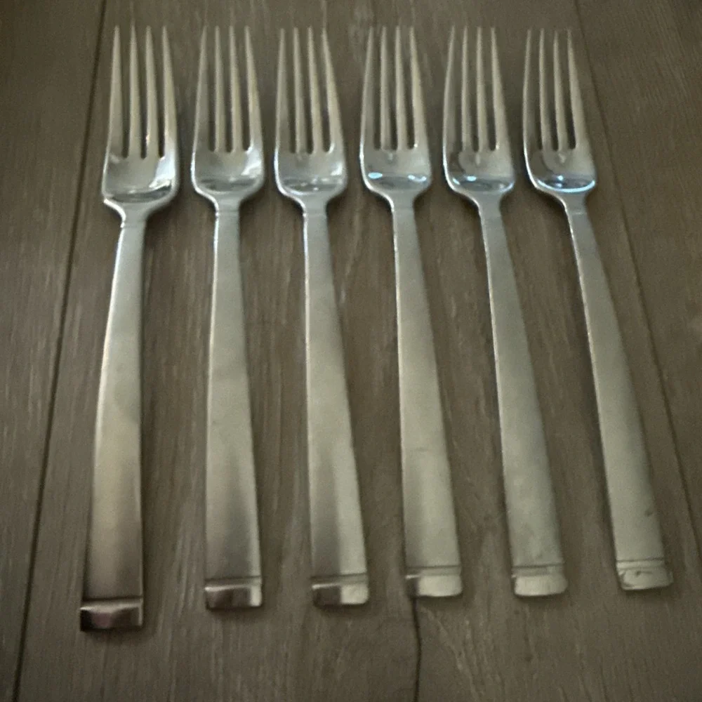 Set of 6 Oneida Frost Pattern‎ Stainless Steel Flatware Dinner Forks 7 3/4